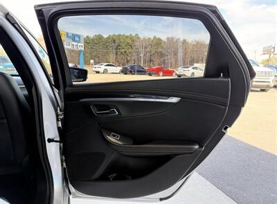 2017 Chevrolet Impala LT   - Photo 21 - Winston Salem, NC 27106