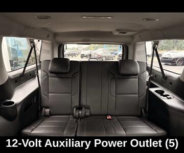 2020 Chevrolet Suburban Premier   - Photo 18 - Winston Salem, NC 27106