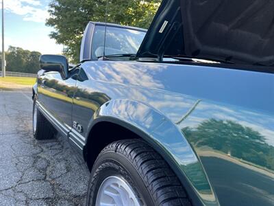 1990 Ford Mustang LX 5.0  Convertible - Photo 41 - Winston Salem, NC 27106