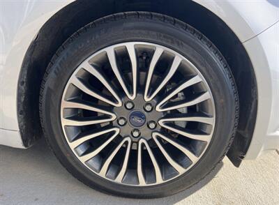 2018 Ford Fusion Hybrid Titanium   - Photo 42 - Winston Salem, NC 27106