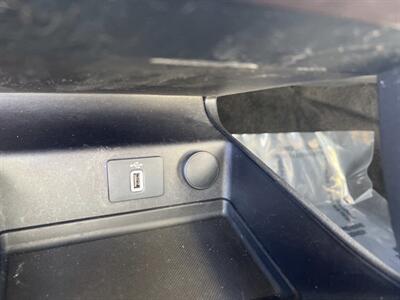 2018 Ford Fusion Hybrid Titanium   - Photo 37 - Winston Salem, NC 27106