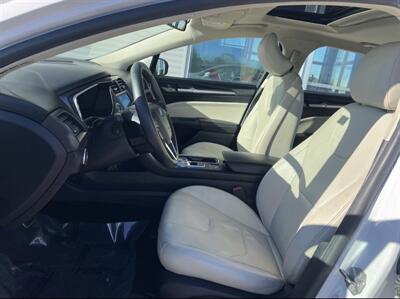 2018 Ford Fusion Hybrid Titanium   - Photo 16 - Winston Salem, NC 27106