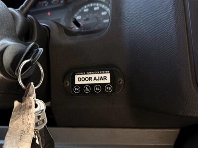 2009 Ford E-450 SD   - Photo 17 - Winston Salem, NC 27106