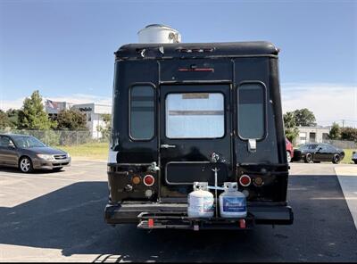 2009 Ford E-450 SD   - Photo 10 - Winston Salem, NC 27106