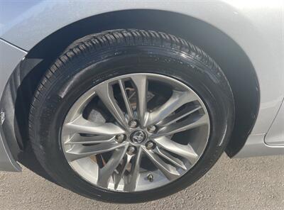 2016 Toyota Camry SE   - Photo 18 - Winston Salem, NC 27106