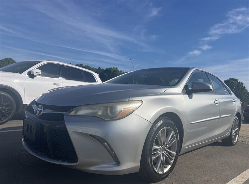 2016 Toyota Camry SE   - Photo 1 - Winston Salem, NC 27106