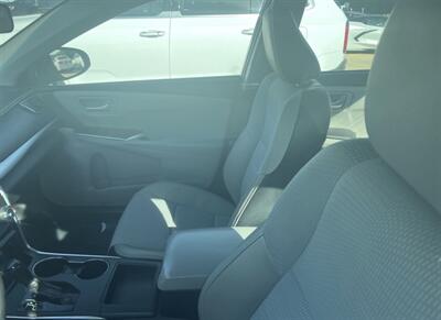 2016 Toyota Camry SE   - Photo 14 - Winston Salem, NC 27106