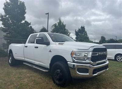 2023 RAM 3500 Tradesman - Photo 2 - Winston Salem, NC 27106