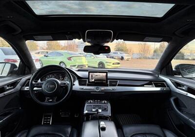 2017 Audi S8 plus 4.0T quattro   - Photo 24 - Winston Salem, NC 27106