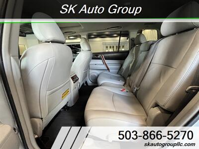 2011 Toyota Highlander Limited   - Photo 13 - Portland, OR 97214