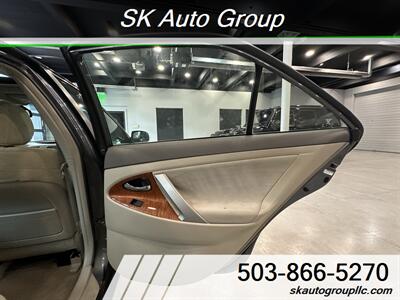 2009 Toyota Camry XLE   - Photo 19 - Portland, OR 97214