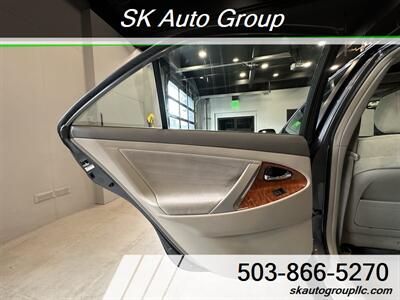 2009 Toyota Camry XLE   - Photo 14 - Portland, OR 97214