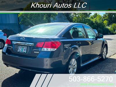 2012 Subaru Legacy 2.5i Premium-Locally Owned / Clean Carfax!   - Photo 8 - Portland, OR 97214