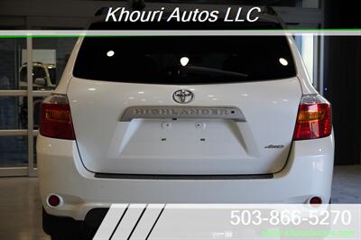 2010 Toyota Highlander SE   - Photo 6 - Portland, OR 97214