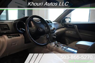 2010 Toyota Highlander SE   - Photo 34 - Portland, OR 97214