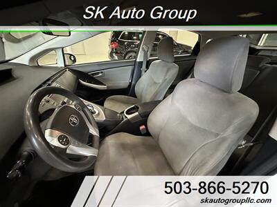2012 Toyota Prius Two   - Photo 12 - Portland, OR 97214