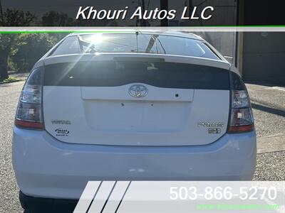 2005 Toyota Prius 128K Miles / Clean Carfax!   - Photo 5 - Portland, OR 97214