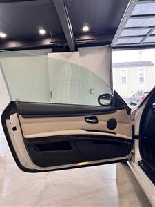 2011 BMW 3 Series 335i   - Photo 8 - Portland, OR 97214