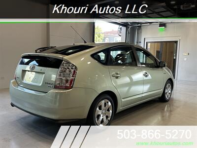 2008 Toyota Prius Standard-Backup Camera / Clean Carfax  Rare find in this condition - Photo 6 - Portland, OR 97214