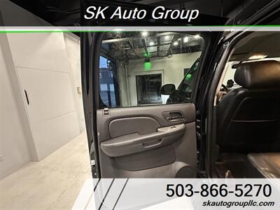 2013 Chevrolet Suburban LT   - Photo 13 - Portland, OR 97214