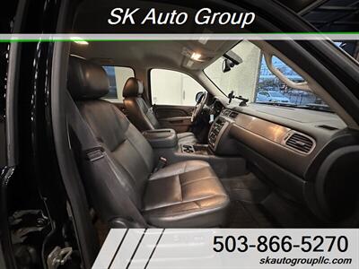 2013 Chevrolet Suburban LT   - Photo 21 - Portland, OR 97214