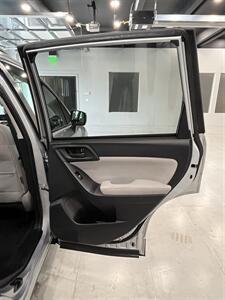 2014 Subaru Forester 2.5i Premium - Photo 16 - Portland, OR 97214