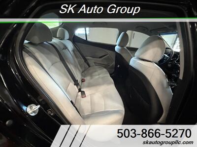 2015 Kia Optima LX- Low Miles - Clean Carfax - Photo 18 - Portland, OR 97214