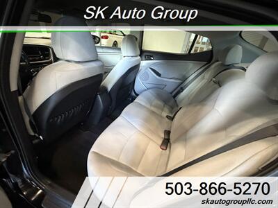 2015 Kia Optima LX- Low Miles - Clean Carfax - Photo 14 - Portland, OR 97214
