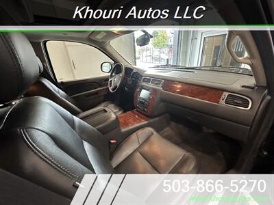 2011 Chevrolet Suburban LTZ   - Photo 28 - Portland, OR 97214