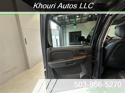 2011 Chevrolet Suburban LTZ   - Photo 14 - Portland, OR 97214