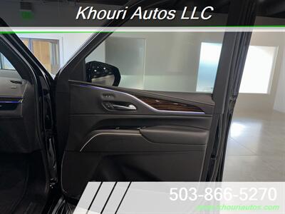 2022 Cadillac Escalade ESV Luxury   - Photo 23 - Portland, OR 97214