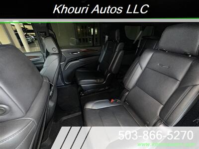 2022 Cadillac Escalade ESV Luxury   - Photo 17 - Portland, OR 97214