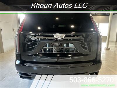 2022 Cadillac Escalade ESV Luxury   - Photo 5 - Portland, OR 97214