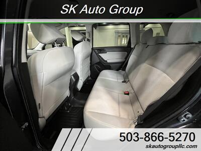 2015 Subaru Forester 2.5i - Photo 12 - Portland, OR 97214