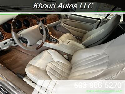 2000 Jaguar XK8   - Photo 13 - Portland, OR 97214