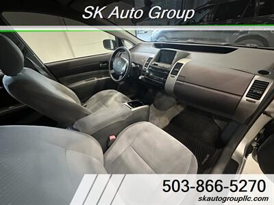 2005 Toyota Prius   - Photo 25 - Portland, OR 97214