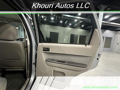 2010 Ford Escape XLT - Photo 19 - Portland, OR 97214