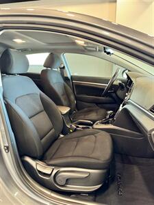 2019 Hyundai ELANTRA SE   - Photo 17 - Portland, OR 97214