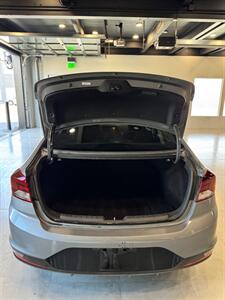 2019 Hyundai ELANTRA SE   - Photo 18 - Portland, OR 97214