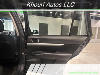 2013 Subaru Outback 2.5i Premium   - Photo 18 - Portland, OR 97214
