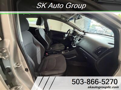 2013 Kia Rio LX   - Photo 23 - Portland, OR 97214