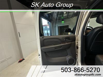 2012 GMC Yukon XL Denali   - Photo 12 - Portland, OR 97214