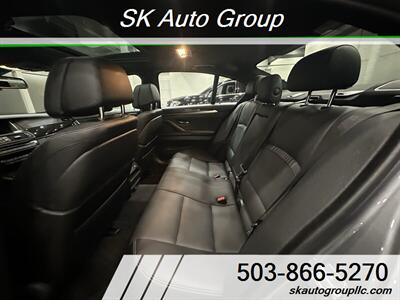 2014 BMW 550i xDrive - 2 Owners / M-Trim Rare find - Photo 16 - Portland, OR 97214