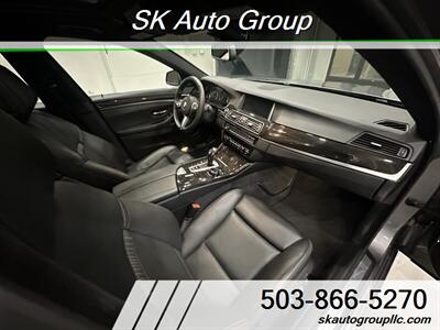2014 BMW 550i xDrive - 2 Owners / M-Trim Rare find - Photo 27 - Portland, OR 97214