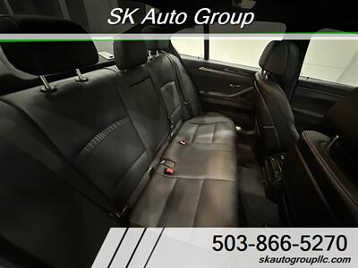2014 BMW 550i xDrive - 2 Owners / M-Trim Rare find - Photo 24 - Portland, OR 97214