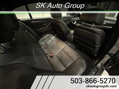 2014 BMW 550i xDrive - 2 Owners / M-Trim Rare find - Photo 23 - Portland, OR 97214