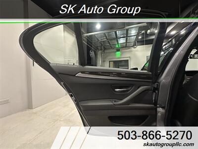 2014 BMW 550i xDrive - 2 Owners / M-Trim Rare find - Photo 15 - Portland, OR 97214
