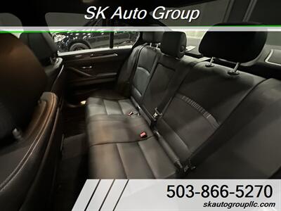 2014 BMW 550i xDrive - 2 Owners / M-Trim Rare find - Photo 18 - Portland, OR 97214