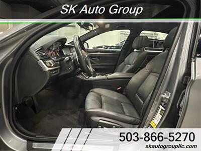 2014 BMW 550i xDrive - 2 Owners / M-Trim Rare find - Photo 11 - Portland, OR 97214