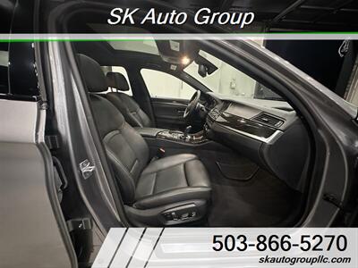 2014 BMW 550i xDrive - 2 Owners / M-Trim Rare find - Photo 26 - Portland, OR 97214